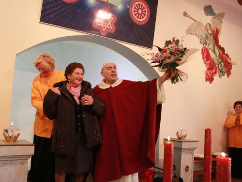 Gina Milioto Piazza festeggia il suo compleanno con Swami Roberto Gina Milioto Piazza festeggia il suo compleanno con Swami Roberto